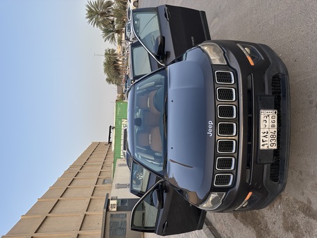 Riyadh, Vehicles, Cars & Trucks , SAR 44500,  Jeep Compass Latitude,  2019,  Automatic,  121000 KM,  Jeep Compass Lattitude   For Urgent Sales