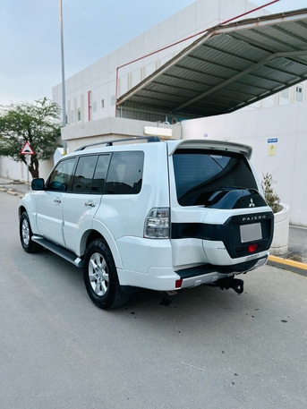 Dammam, Vehicles, Cars & Trucks , SAR 57500,  Mitsubishi Pajero,  2019,  Automatic,  290000 KM,    MODEL 3.5 GLS FULL OPTION NEAT CAR FOR SALE