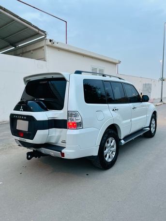 Dammam, Vehicles, Cars & Trucks , SAR 57500,  Mitsubishi Pajero,  2019,  Automatic,  290000 KM,    MODEL 3.5 GLS FULL OPTION NEAT CAR FOR SALE