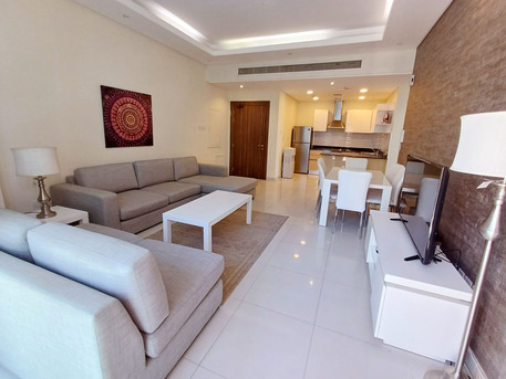 Juffair, Apartments, Flats, Houses & Villas, BHD 420/month,  Furnished,  2 BR,  120 Sq. Meter,  Stunning | Beautiful & Bright | Nicely Furnished | Balcony | Near Juffair Mall