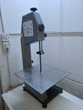 Sanad, Appliances, BHD 260,  Frozen Fish Cutting Machine