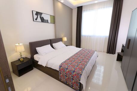Juffair, Apartments, Flats, Houses & Villas, BHD 300/month,  Furnished,  1 BR,  85 Sq. Meter,  Luxury Flat | Family Building | Balcony | Wifi & Hk Service | With CPR Address | Near Juff