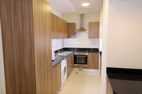 Juffair, Apartments, Flats, Houses & Villas, BHD 300/month,  Furnished,  1 BR,  85 Sq. Meter,  Luxury Flat | Family Building | Balcony | Wifi & Hk Service | With CPR Address | Near Juff