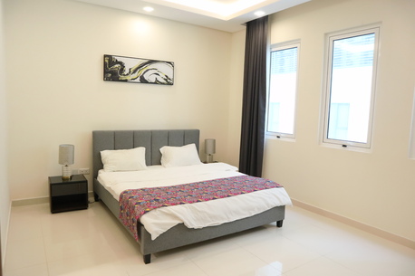 Juffair, Apartments, Flats, Houses & Villas, BHD 400/month,  Furnished,  2 BR,  140 Sq. Meter,  Family Building | Balcony | Wifi & Hk Service | With CPR Address | Near Juffair Mall