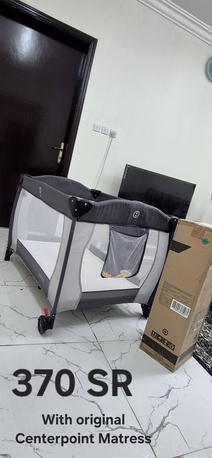 Riyadh, Baby & Kid Stuff, SAR 120,  New Baby Crib & Walker At Reasonable Price