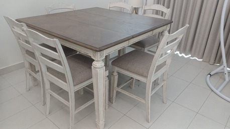 Dhahran, Furniture, SAR 2500,  Dining Table And 6 Chairs (4 Months Old)