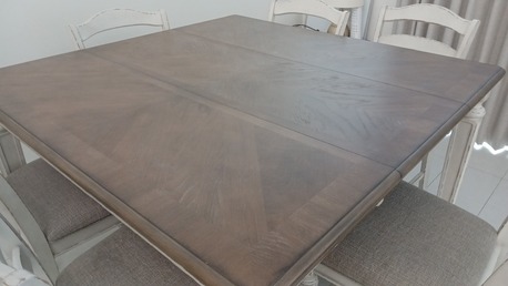 Dhahran, Furniture, SAR 2500,  Dining Table And 6 Chairs (4 Months Old)