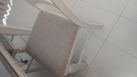 Dhahran, Furniture, SAR 2500,  Dining Table And 6 Chairs (4 Months Old)