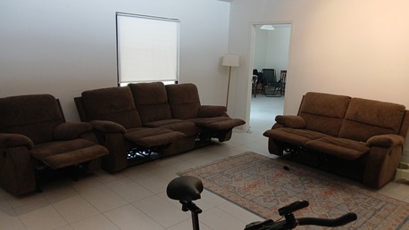 Dhahran, Furniture, SAR 2500,  Dining Table And 6 Chairs (4 Months Old)
