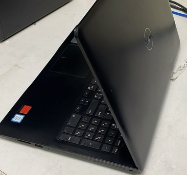 Dammam, Computers, SAR 750,  Laptop For Sale Dell Inspiron 15, 15000 Series Core I5 8th Gen.