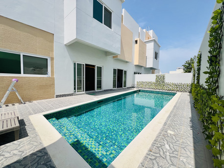 Saar, Villas, BHD 900,  Furnished,  320 Sq. Meter,  4BR Villa | Private Pool & Balcony | Maid Room