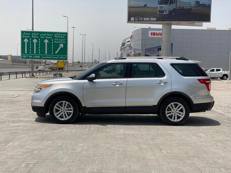 Sitra, Vehicles, Cars & Trucks , BHD 2700,  Ford Explorer,  2013,  Automatic,  300300 KM,   /  (Silver)