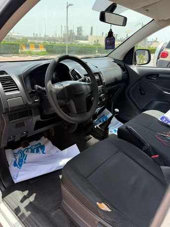 Manama, Vehicles, Cars & Trucks , BHD 2200,  Isuzu,  2016,  Manual,  266000 KM,   DOUBLE CAB FOR SALE