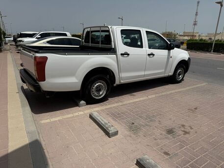 Manama, Vehicles, Cars & Trucks , BHD 2200,  Isuzu,  2016,  Manual,  266000 KM,   DOUBLE CAB FOR SALE