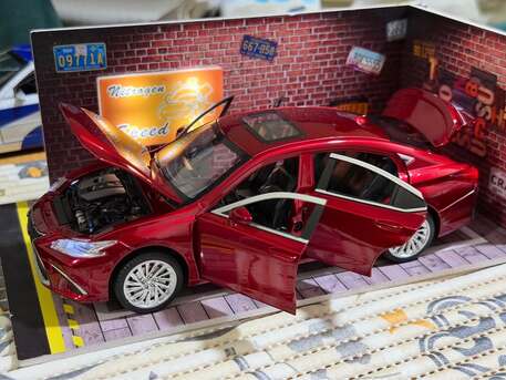 Al Andalus, Toys & Games, SAR 135,  Metal Cars : 1/24 Lexus ES300h - مجسمات سيارات
