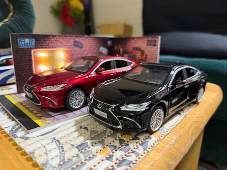 Al Andalus, Toys & Games, SAR 135,  Metal Cars : 1/24 Lexus ES300h - مجسمات سيارات