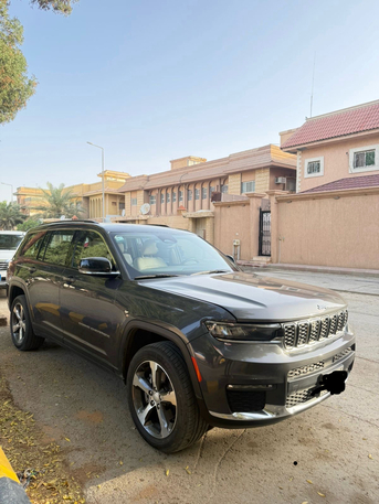 Al Malaz, Vehicles, Cars & Trucks , SAR 125000,  Jeep Cherokee,  2022,  Automatic,  110000 KM,   4*4