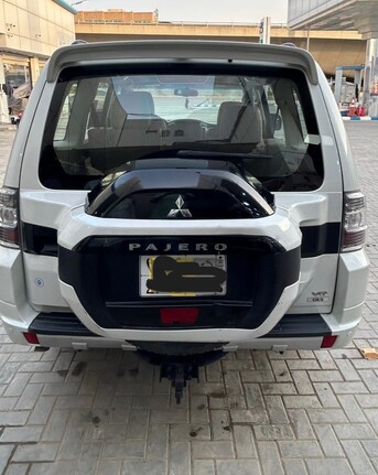 Riyadh, Vehicles, Cars & Trucks , SAR 55000,  Mitsubishi Pajero,  2018,  Automatic,  138000 KM,   4x4, , ,138000 FULL OPTION WITH SUNROOF