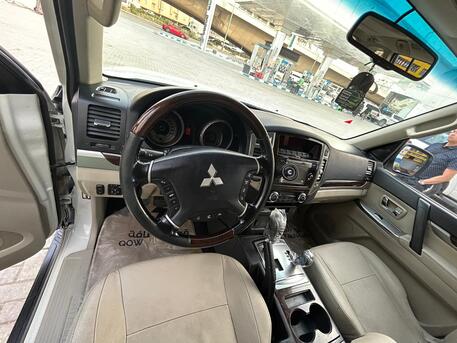 Riyadh, Vehicles, Cars & Trucks , SAR 55000,  Mitsubishi Pajero,  2018,  Automatic,  138000 KM,   4x4, , ,138000 FULL OPTION WITH SUNROOF