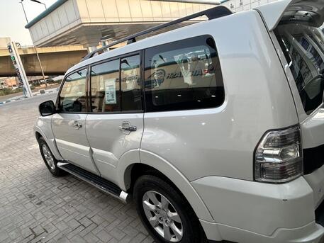 Riyadh, Vehicles, Cars & Trucks , SAR 55000,  Mitsubishi Pajero,  2018,  Automatic,  138000 KM,   4x4, , ,138000 FULL OPTION WITH SUNROOF