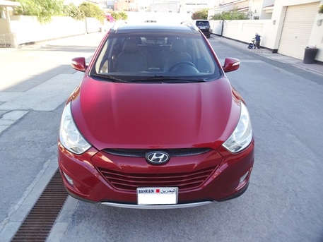 Umm Al Hassam, Vehicles, Cars & Trucks , BHD 2700,  Hyundai Tucson,  2013,  Automatic,  151000 KM,  Panoramic Roof # Maintained Good