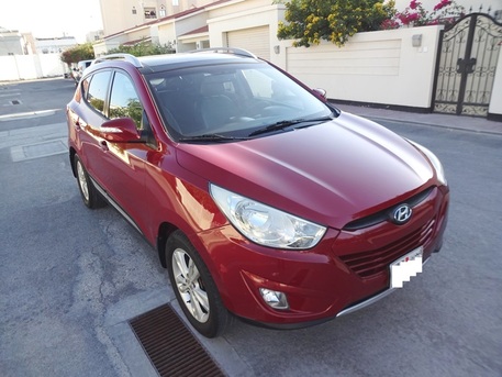Umm Al Hassam, Vehicles, Cars & Trucks , BHD 2700,  Hyundai Tucson,  2013,  Automatic,  151000 KM,  Panoramic Roof # Maintained Good