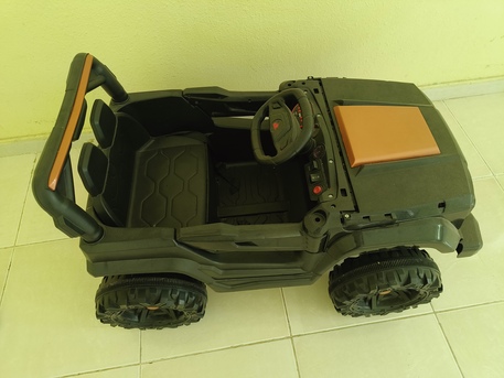 Yanbu, Baby & Kid Stuff, SAR 200,  Baby Play Car Along With Charger