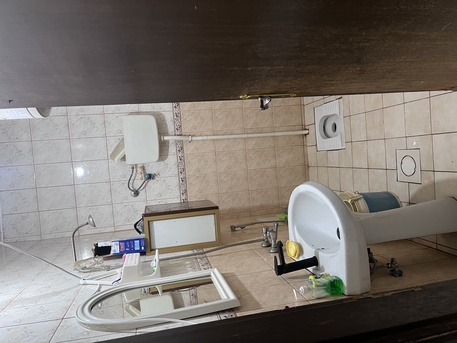 Al Khalidiyah, Home Audio, SAR 20000,  3 Room Family Flat For Rent