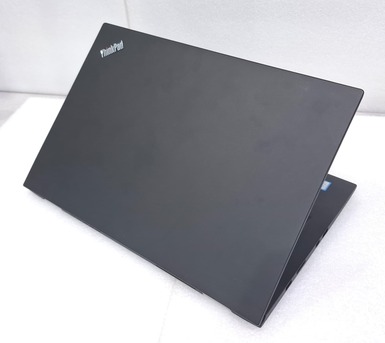 Manama, Computers, BHD 93,  LENOVO X1 Carbon Core I7 6th Gen Laptop Same Like New 14" HD Screen (Free Bag & Mouse)