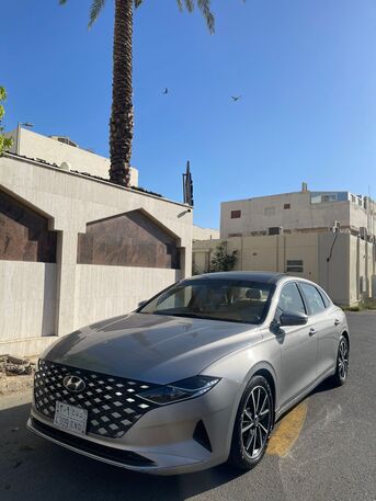 Jeddah, Vehicles, Cars & Trucks , SAR 62000,  Hyundai Azera,  2021,  Automatic,  200 KM,  For Sale   Excellent Condition
