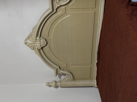Riyadh, Furniture, SAR 350,  ITALIAN DOUBLE KING SIZE BED FOR SALE