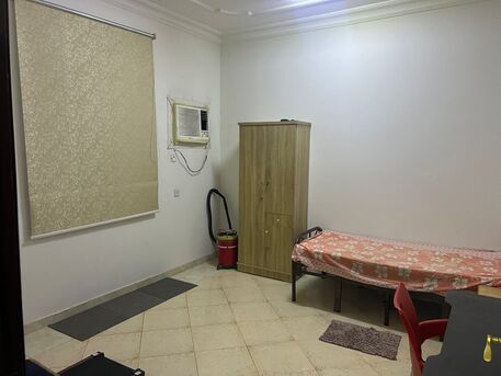 Riyadh, Bedspace For Rent, SAR 700/month,  SAR 700/month, Bedspace Available Exit 8 Near Sagar Indian Restaurent