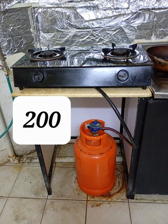 Riyadh, Household Items, SAR 700,  House Hold Items AC Fridge Sofa For Sale