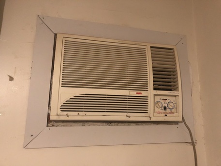 Riyadh, Air Conditioners, SAR 550,  Air Conditioner And Baby Items(Slightly Used)
