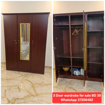 Manama, Furniture, BHD 38,  ✅️ Wardrobe 3 Door For Sale In Good Condition With Delivery