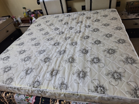 Mushrefah, Furniture, SAR 150,  Mattress Double Bed