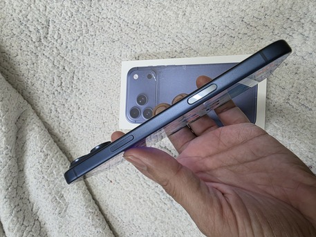 Khobar, Mobile Phones, SAR 5000,  IPhone 17 Pro Max 256gb Sale Swap 100 Battery 2 Cycle Count Only