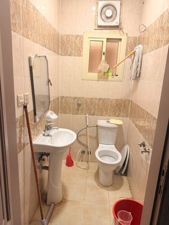 Salamah, Rooms for Rent, SAR 900/month,  Room Available In As-Salamah Jeddah In A Fully Furnished Flat, &ndash; Price 900/month.