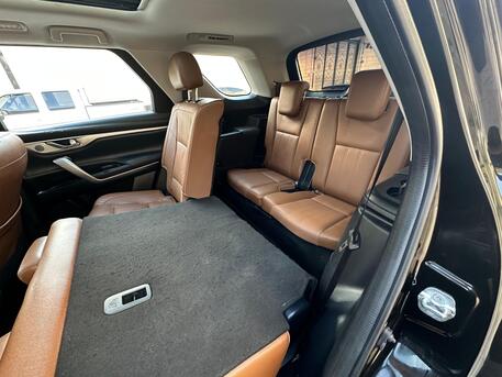 Riyadh, Vehicles, Cars & Trucks , SAR 59000,  Changan CS95,  2022,  Automatic,  127000 KM,   Changan CS 95 Mid Options With Sunroof N AWD For Sales (2nd Owner)