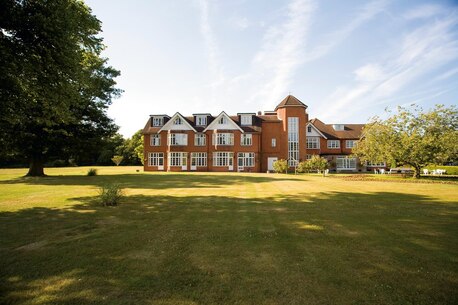 London, Travel, Hotel In Burnham & Taplow &ndash; Grovefield House Hotel By UNO Hotels