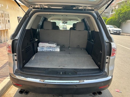 Al Mazruiyah, Vehicles, Cars & Trucks , SAR 22000,  Gmc Acadia,  2011,  Automatic,  270 KM,   Well Maintained