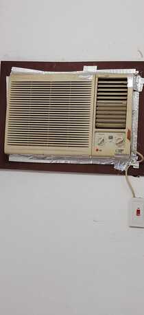 Jeddah, Household Items, House Hold Items For Sale : Window AC,Refrigirator,Matress Medicated Single & Double Cylin