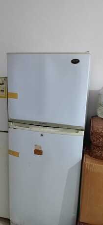Jeddah, Household Items, House Hold Items For Sale : Window AC,Refrigirator,Matress Medicated Single & Double Cylin