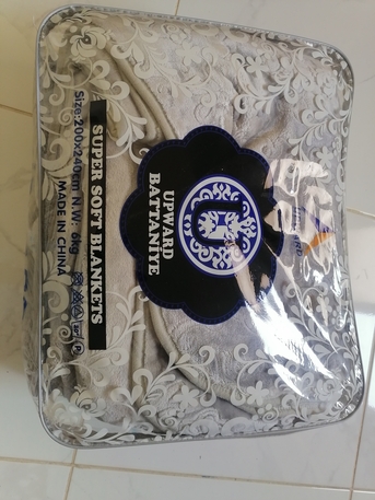 Riyadh, Clothing & Accessories, SAR 90,  2 Super Soft Blankets/1 Soft Microfiber Quilt