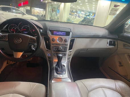 Jeddah, Vehicles, Cars & Trucks , SAR 20000,  Cadillac DTS,  2011,  Automatic,  287000 KM,   In Perfect Condition Price Negotiable