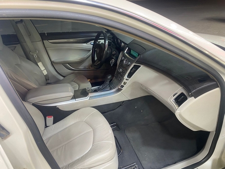 Jeddah, Vehicles, Cars & Trucks , SAR 20000,  Cadillac DTS,  2011,  Automatic,  287000 KM,   In Perfect Condition Price Negotiable