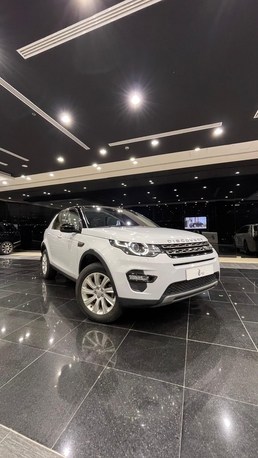 Sanabis, Vehicles, Cars & Trucks , BHD 5500,  Land Rover Discovery,  2015,  Automatic,  40000 KM,