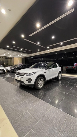 Sanabis, Vehicles, Cars & Trucks , BHD 5500,  Land Rover Discovery,  2015,  Automatic,  40000 KM,