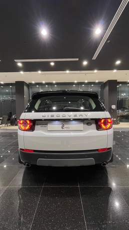 Sanabis, Vehicles, Cars & Trucks , BHD 5500,  Land Rover Discovery,  2015,  Automatic,  40000 KM,