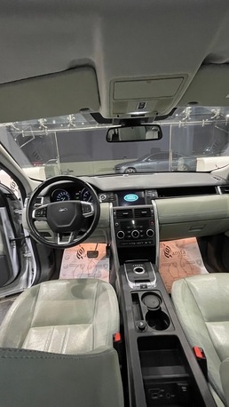 Sanabis, Vehicles, Cars & Trucks , BHD 5500,  Land Rover Discovery,  2015,  Automatic,  40000 KM,